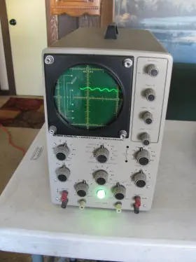 10B-18-3 ADVANCED SCHOOLS INC HEATH Oscilloscope Mod