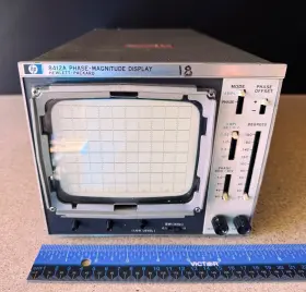HP-8412A AGILENT Phase Magnitude Display Network Analyzer