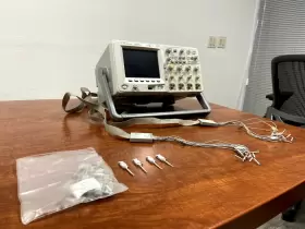 MSO6054A AGILENT Signal Oscilloscope #2