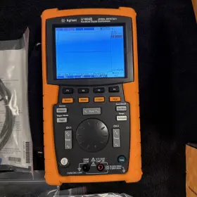 U1602B AGILENT Handheld Digital Oscilloscope