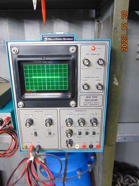 IOD-203-31 BELL HOWELL School Solid Oscilloscope
