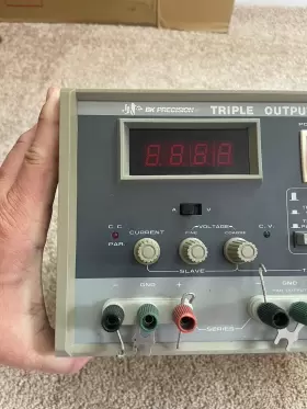 1660 BK PRECISION Triple Power Supply #2