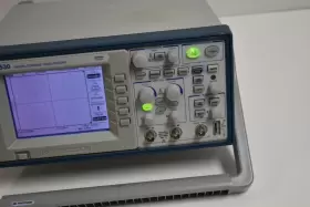 2530 BK PRECISION Digital Storage Oscilloscope #3