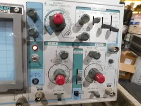Q-1240 DICK SMITH Oscilloscope Display #3
