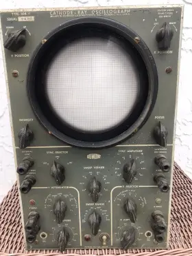 304-H DU MONT Allen Laboratories Cathode Ray Oscillograph #2