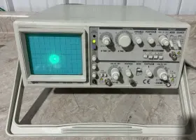 OS-5040A EZ Analog Oscilloscope Powers