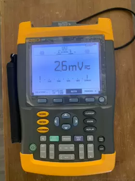 196B FLUKE Handheld Channel Scopemeter Oscilloscope
