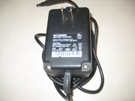 BC190 FLUKE Battery Charger