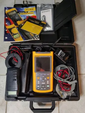 DM7500287 FLUKE Scopemeter