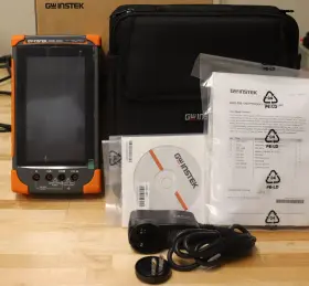 GDS-320 GW INSTEK Handheld Oscilloscope Dmm Box