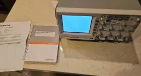 MDO-2204 GW INSTEK Digital Storage Oscilloscope Manual Blank
