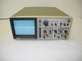 V-355 HITACHI DENSHI Oscilloscope Powers Up Display Intensity