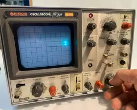 V-152F HITACHI Dual Trace Oscilloscope Analog Monochrome #3