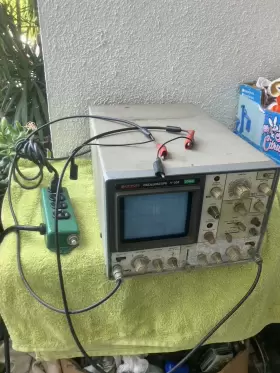 V-202 HITACHI Oscilloscope #2