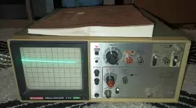 V-211 HITACHI Oscilloscope Manual Powers #3