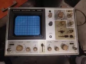 V-302 HITACHI Oscilloscope Channel