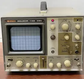 V-302B HITACHI Dual Trace Oscilloscope