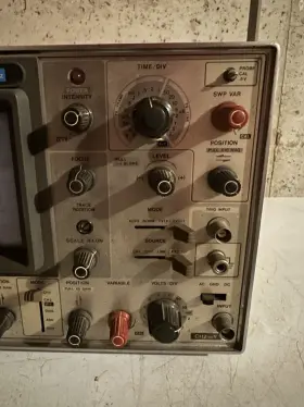 V-352F HITACHI Analog Oscilloscope #3