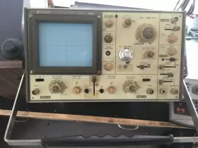 V-550B HITACHI Osilloscope #2
