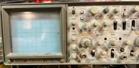 V-680 HITACHI Oscilloscope