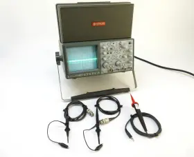 Hitachi Vc-6045 Digital Storage Oscilloscope - 100mhz 2-channel Probes And Box