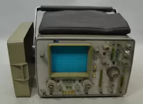 1742A HP Oscilloscope