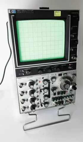 182C HP Hewlett Packard Oscilloscope Base Generator Amplifier