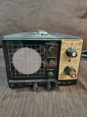 790A LAB-VOLT Oscilloscope #2