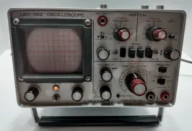 LBO-302 LEADER Oscilloscope Powers Repair #2