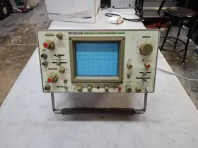 Leader Lbo-523 Oscilloscope - Turns On No Leads