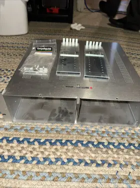 LR2400A LEADER Rack Adapter