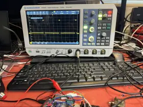 RTA4004 R-S Channel Oscilloscope