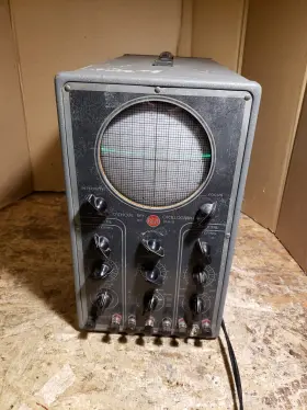 160-B RCA Oscilloscope Analog Antique Tube Powers Trace