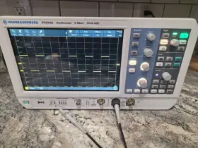 Rohde & Schwarz Rtm3002 And Digital Oscilloscope 2-ch 100mhz 5gsa/s 10-bit Usb