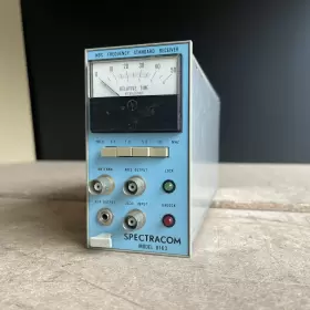 8163 SPECTRACOM Nbs Frequency Standard Receiver Powers Up
