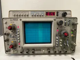 059154 TEKTRONIX Digital Storage Oscilloscope
