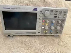 1052B TEKTRONIX Oscilloscope