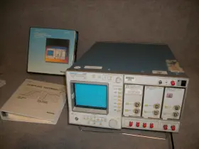 11301 TEKTRONIX Programmable Oscilloscope