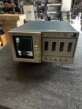 11801C TEKTRONIX Digital Sampling Oscilloscope Passes #2