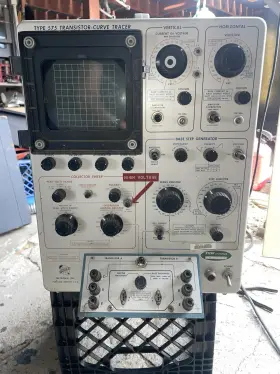 122C TEKTRONIX Transistor Tracer Oscilloscope