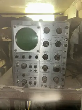 136200964678 TEKTRONIX Cathode Ray Oscilloscope Manual