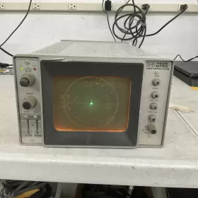 1420-VNTSC TEKTRONIX Ntsc Vectorscope Tv Signal Monitor