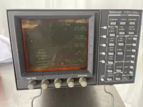 1755A TEKTRONIX Waveform Vector Monitor Pal Ntsc Device #3