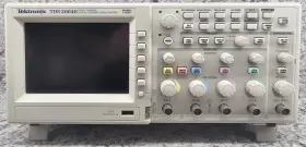 2004B TEKTRONIX Tds Channel Digital Oscilloscope