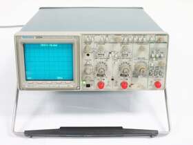 2221A TEKTRONIX Digital Storage Oscilloscope Channel