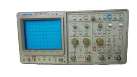 2440M TEKTRONIX Oscilloscope