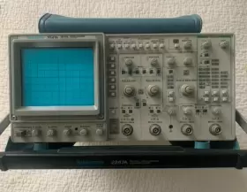 2447A TEKTRONIX Channel Oscilloscope