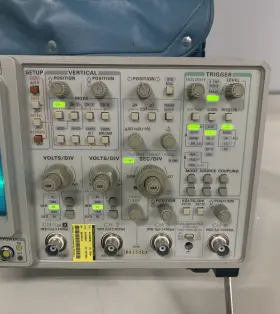 2465BDM TEKTRONIX Oscilloscope #3