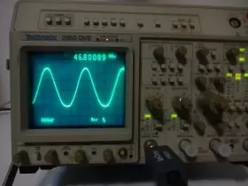 2465DVS TEKTRONIX Oscilloscope Dmm Extras #2