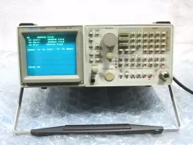 2712 TEKTRONIX Spectrum Analyzer Emc Power